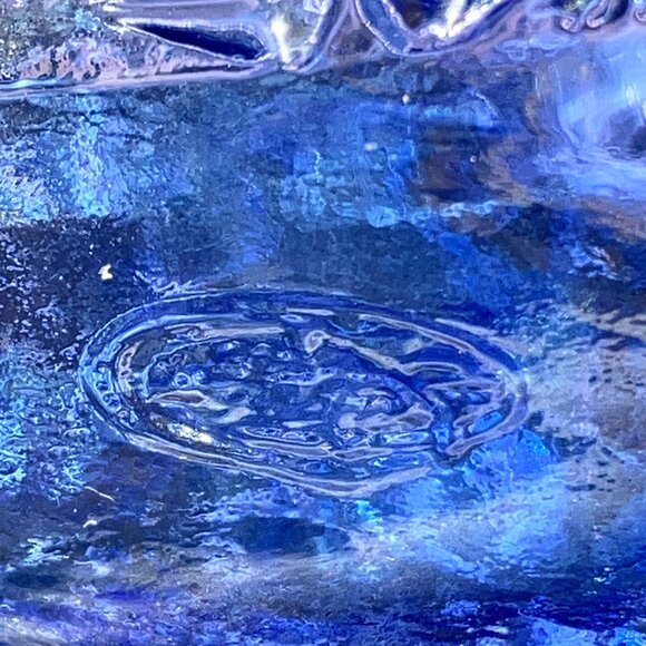 Fenton Glass Slipper - Cat Head Daisy & Button Tiara Blue Manganese. - Picture 8 of 8